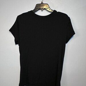 Black ribbed tee